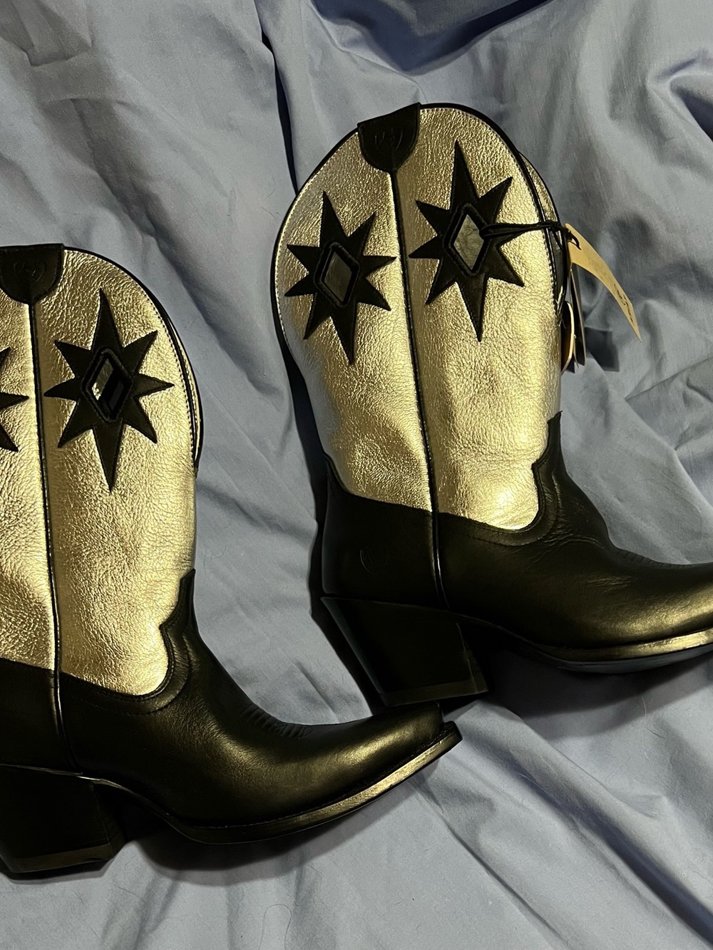Ariat NWT Silver & Black Starlight Boot